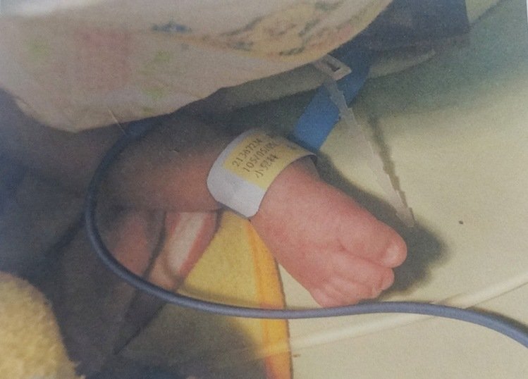 友人餵毒害女兒急救 媽還和他們開趴