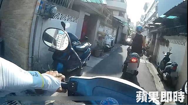 喝高粱後醉酒買麵吃 被警察發現後